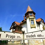 Palacyk Hotel 3*